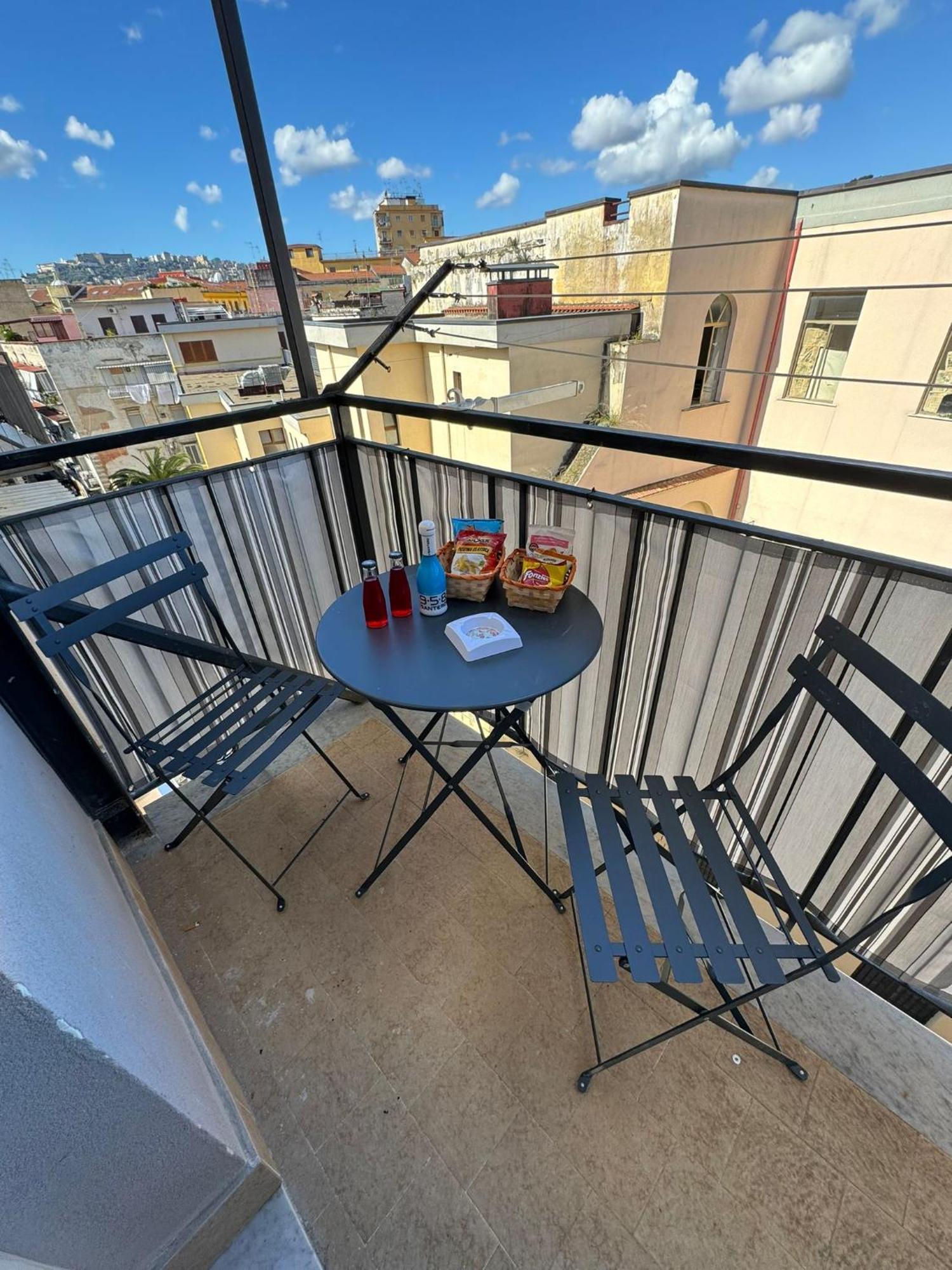 B&B Piccololucio2 Napoli Eksteriør bilde